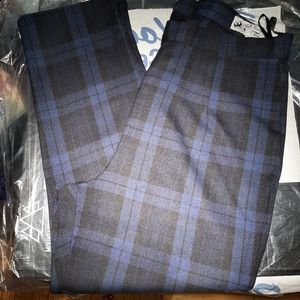 Hell Bunny Capris Navy Black M